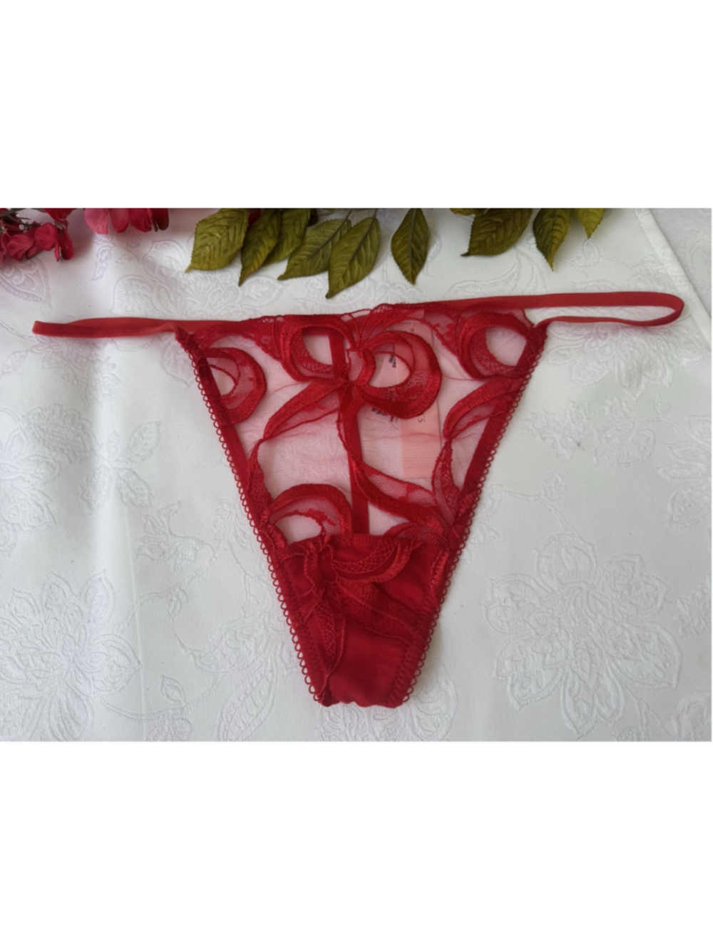 VICTORIA'S SECRET L RED EMBROIDERED LACE V STRING THONG PANTIES LTD ED NWT $30